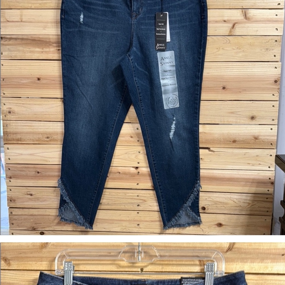 1822 Denim Blue Ankle Cropped Jeans